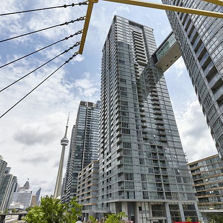 N2N Suites - Downtown Lake & City View Apartments Toronto Dış mekan fotoğraf