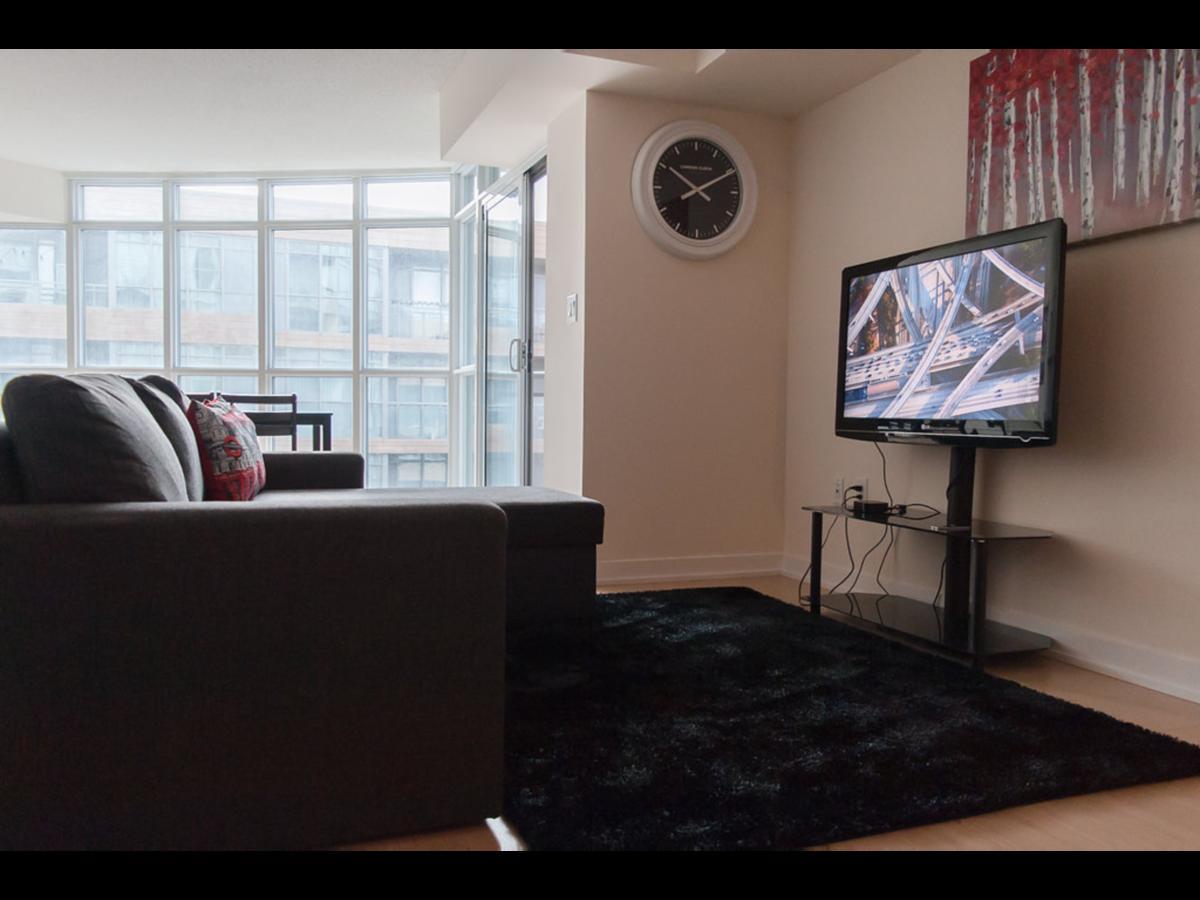 N2N Suites - Downtown Lake & City View Apartments Toronto Dış mekan fotoğraf