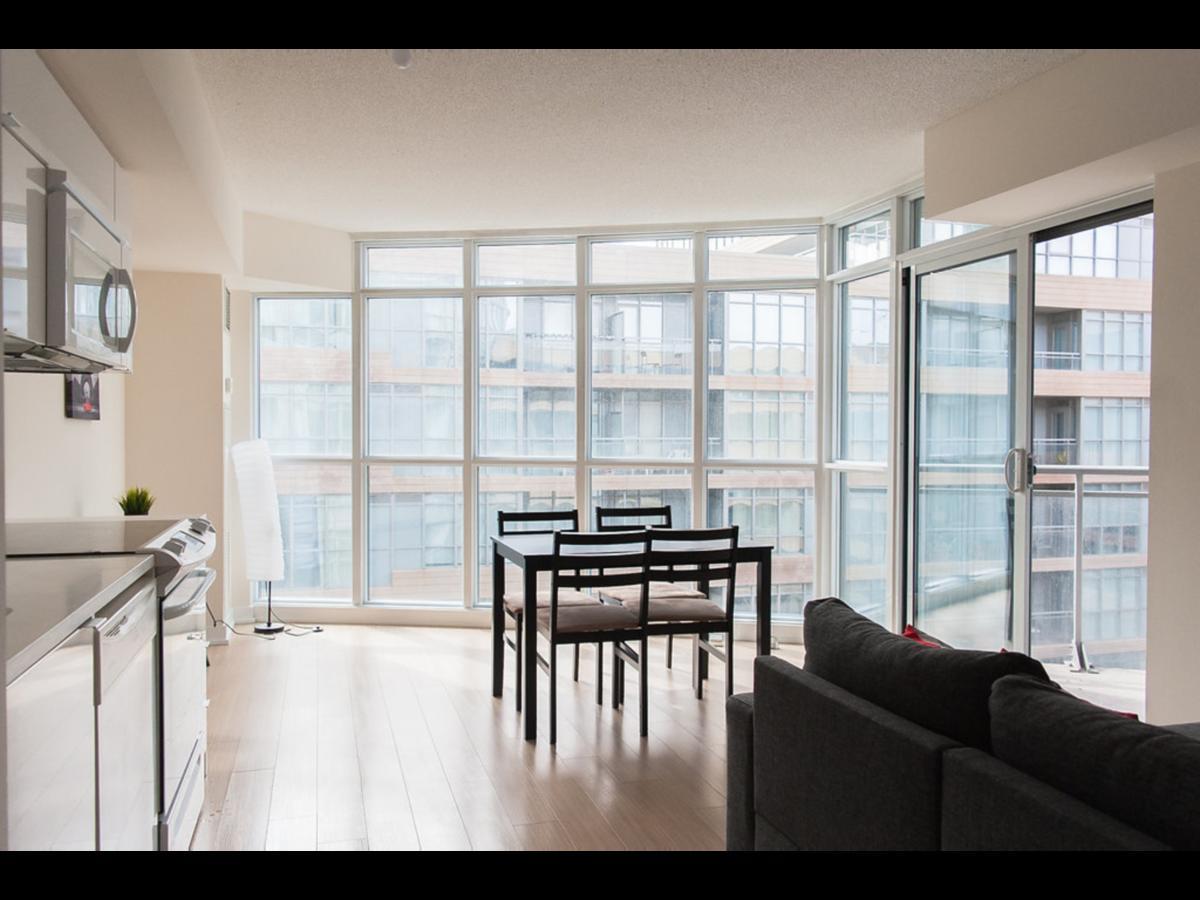 N2N Suites - Downtown Lake & City View Apartments Toronto Dış mekan fotoğraf
